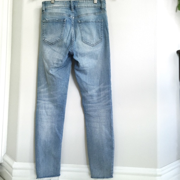 ♦️ Women’s Lightwash Jeans - Picture 3 of 7